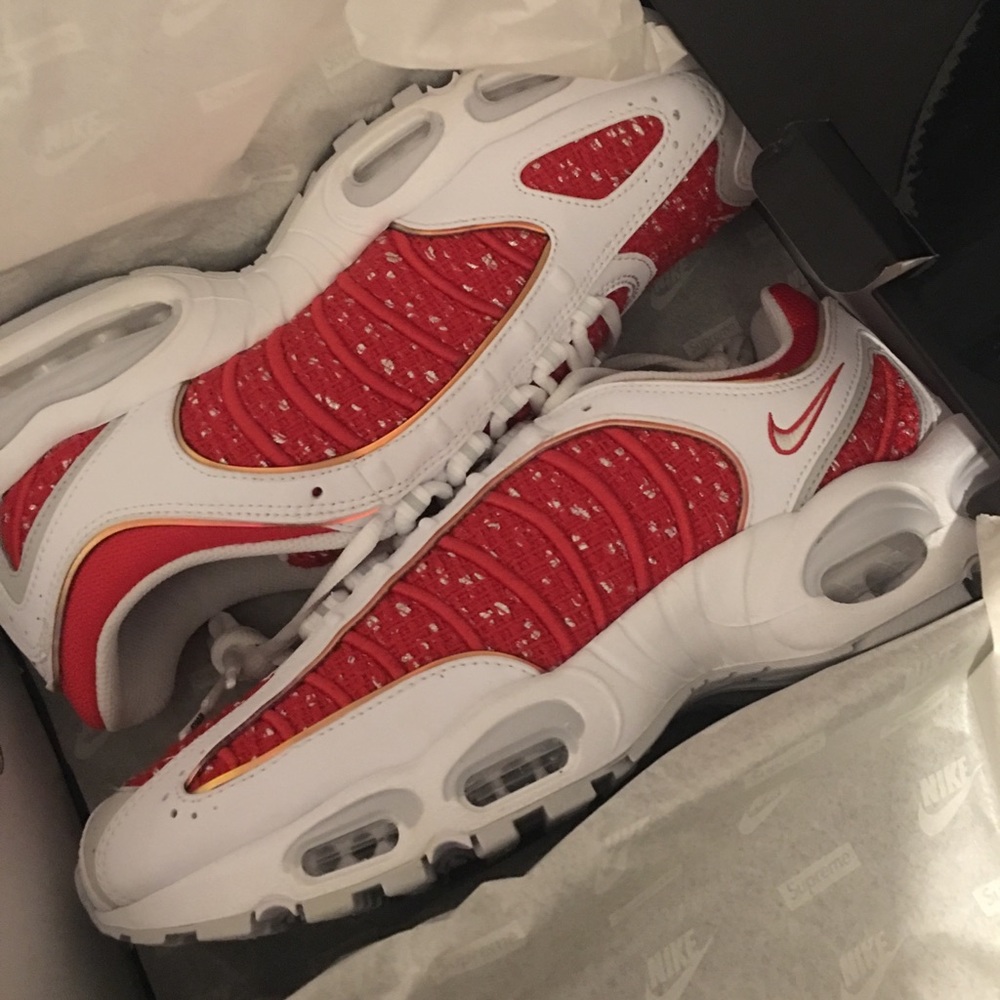 Supreme sneakers size 11 , only worn once